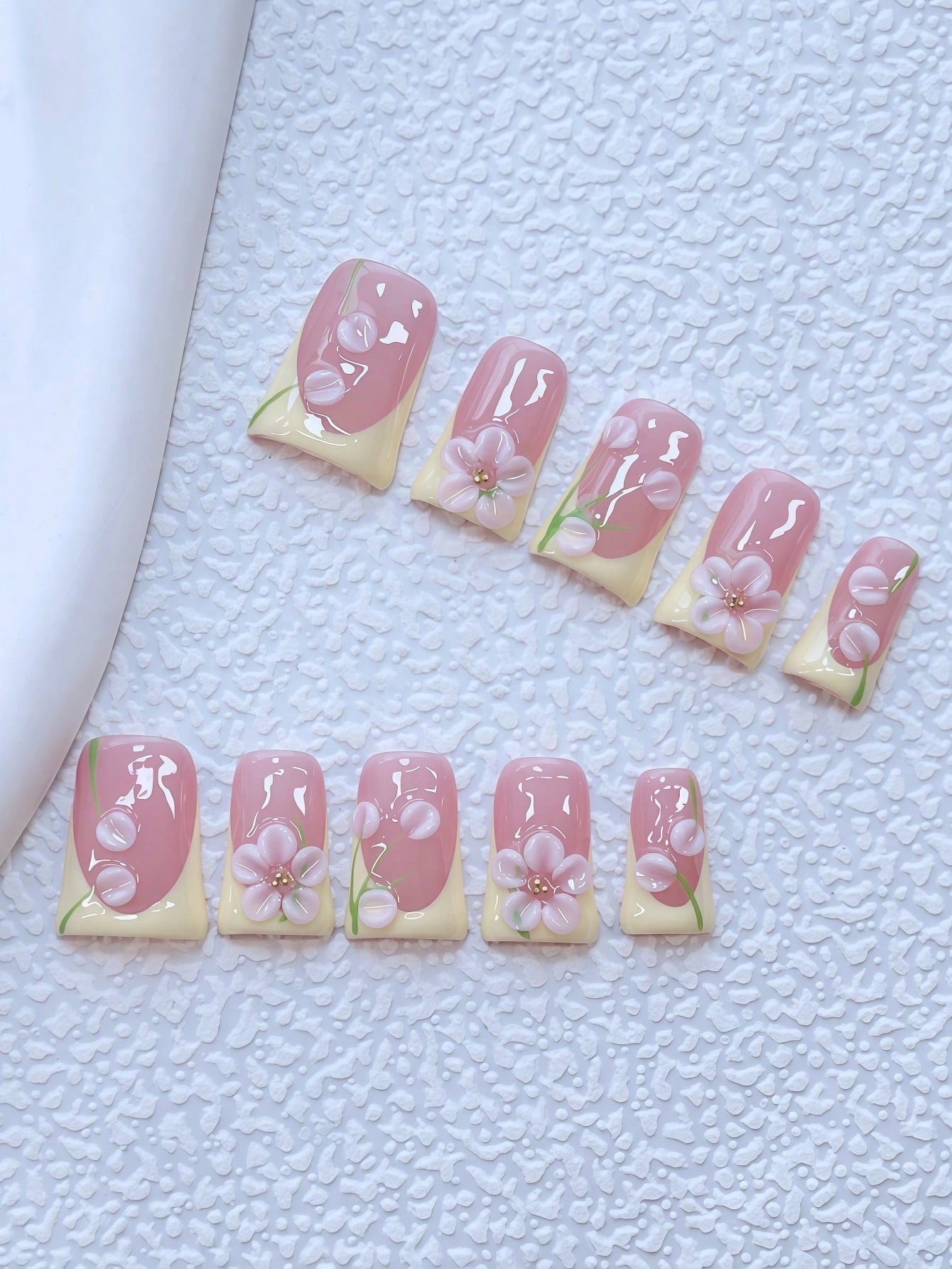 Duckbill Shaped Nails